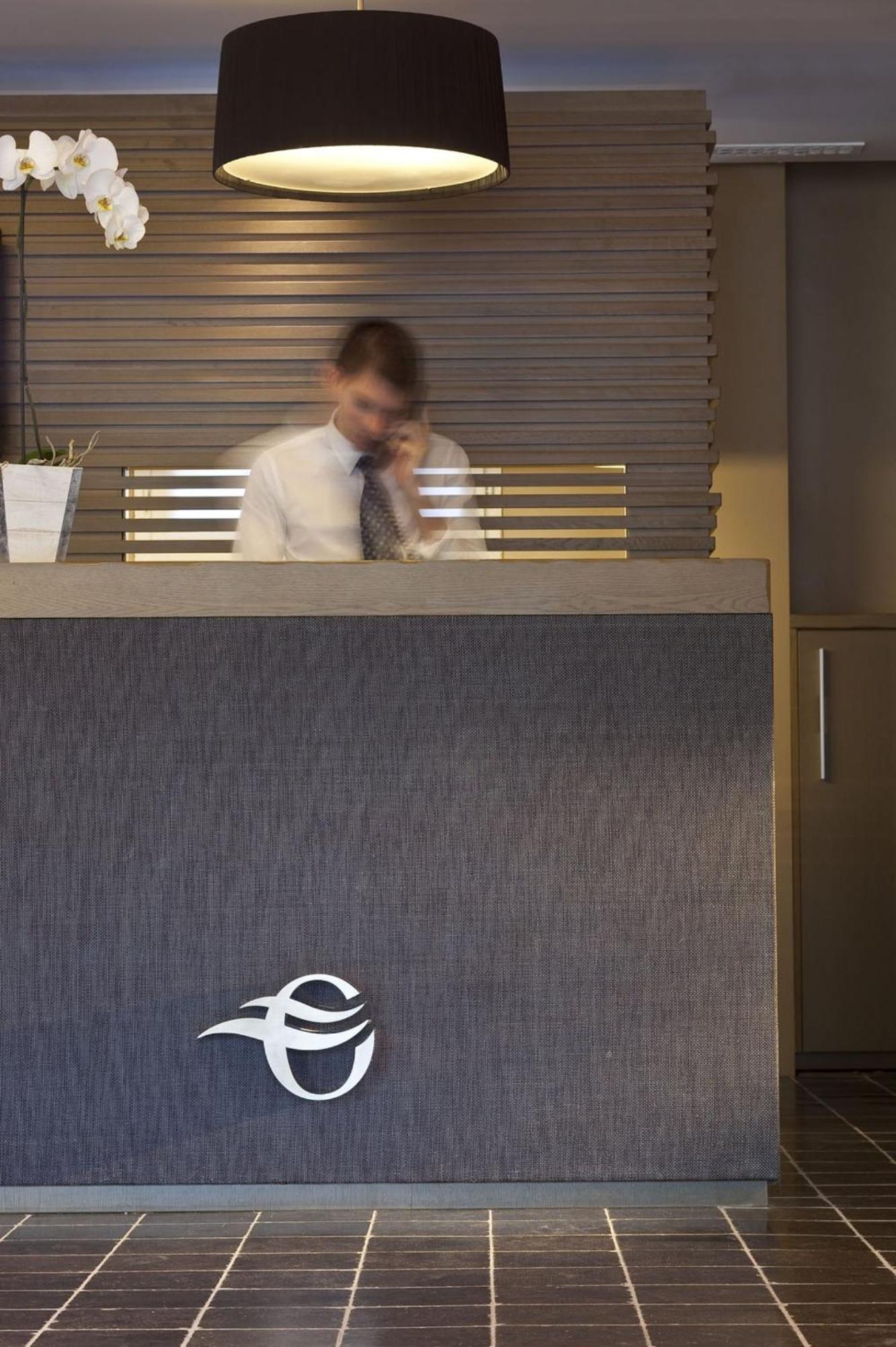 Escale Oceania Aix-En-Provence Hotel Buitenkant foto